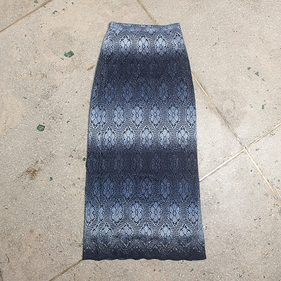 Uncivilized graditaion knit long skirt (27.5inch)