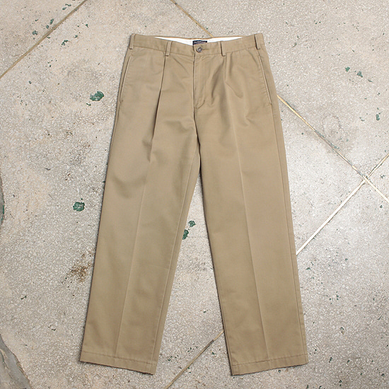 LANDS&#039;END chino pants (32inch)