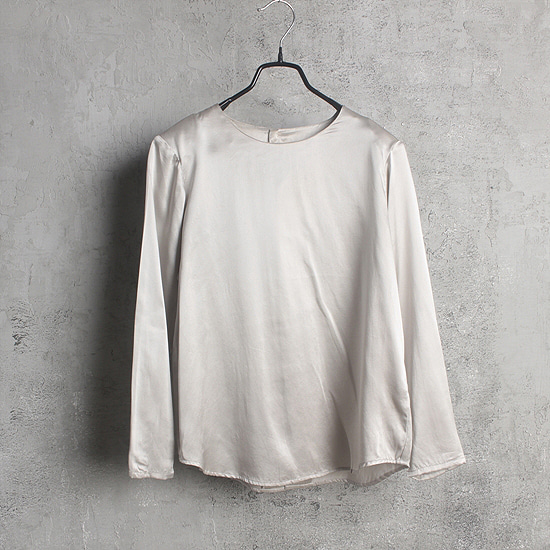 Idana silk blouse