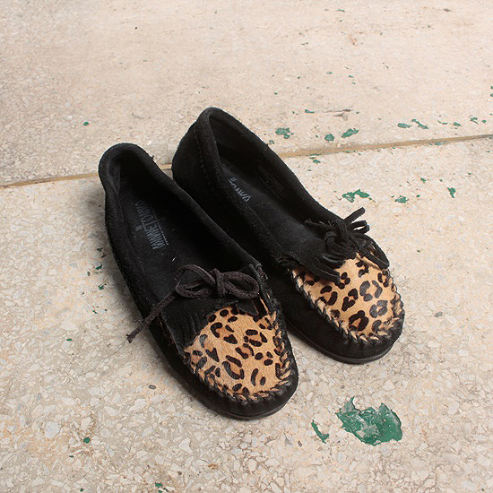 MINNETONKA leopard loafer (240)
